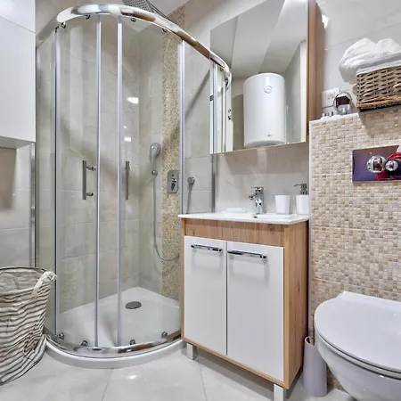 Apartment Forest Hill