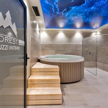 Forest Hill Apartment *